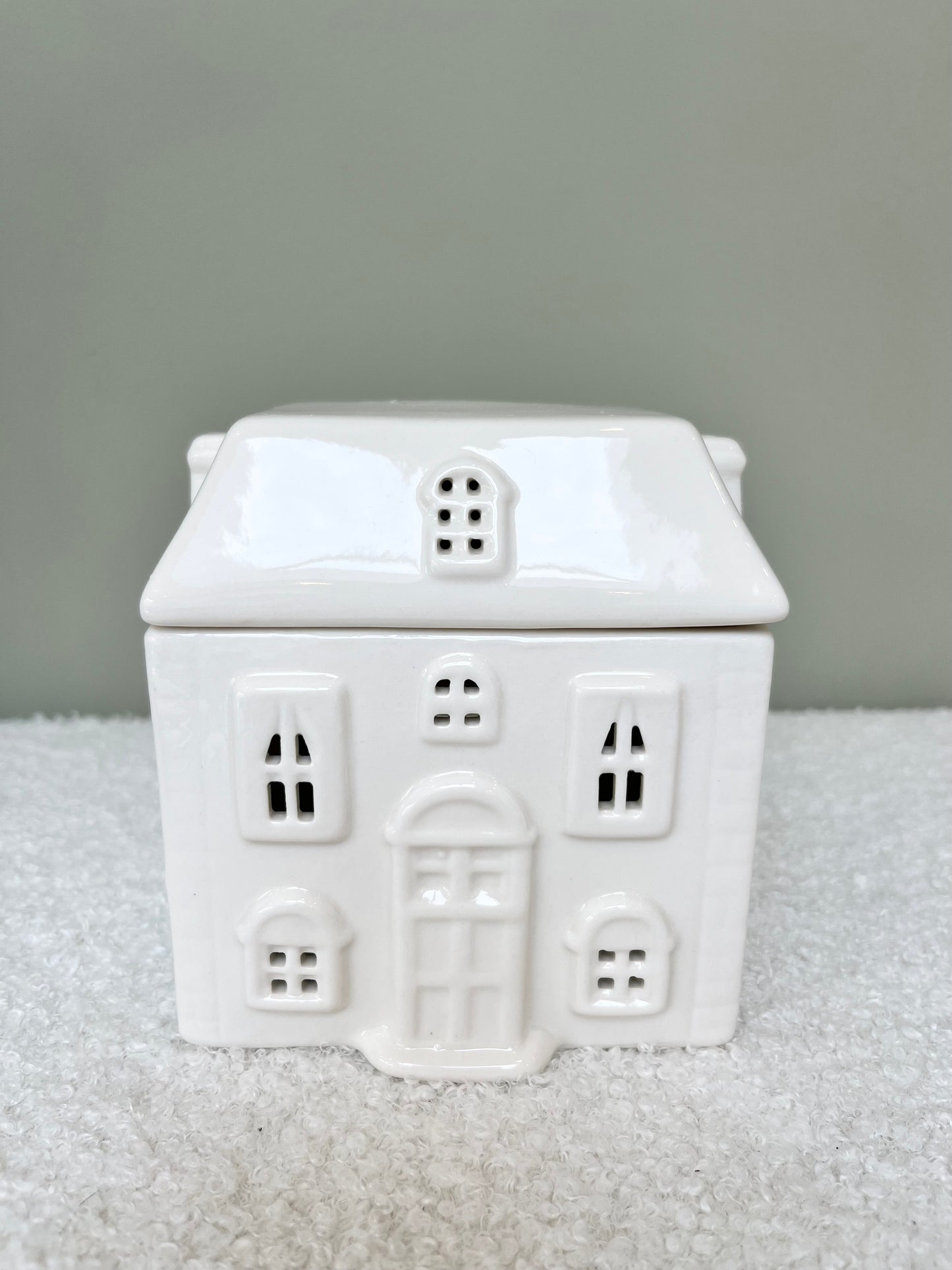 Ceramic House Oil and Wax Warmer/Burner