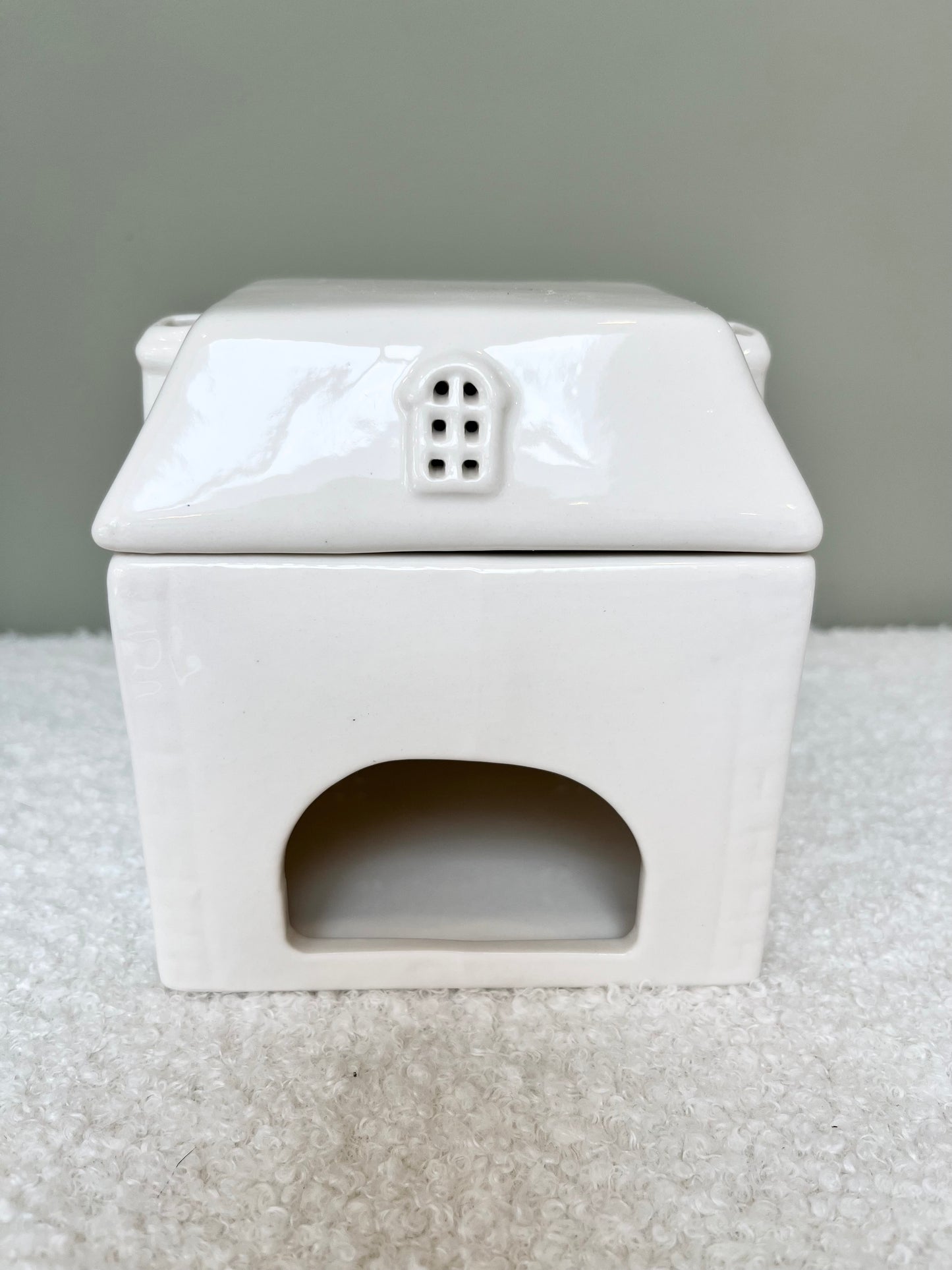 Ceramic House Oil and Wax Warmer/Burner